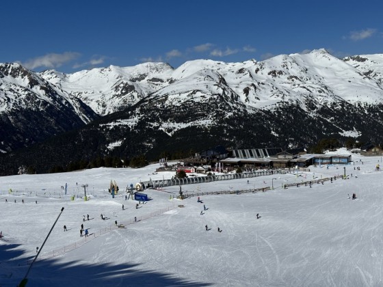 View across the snow garden and Soldeu ski school